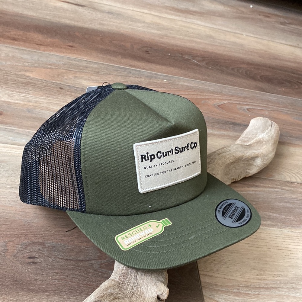RIPCURL HAT - Picture 4 of 6